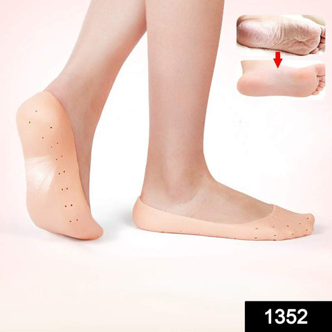 Plain Silicone Gel Heel Pad Socks for Pain Relief at Rs 50/piece